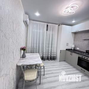 1-к квартира, на длительный срок, 38м2, 8/20 этаж