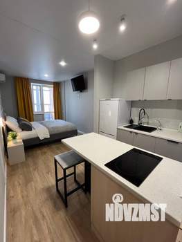 Студия квартира, посуточно, 28м2, 20/24 этаж