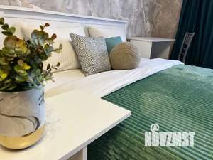 2-к квартира, посуточно, 60м2, 1/2 этаж