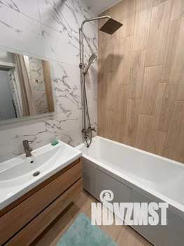 1-к квартира, посуточно, 40м2, 1/10 этаж