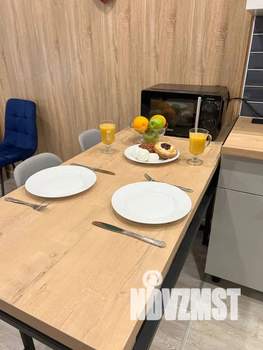 Студия квартира, посуточно, 34м2, 22/23 этаж