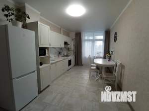 2-к квартира, посуточно, 71м2, 1/20 этаж