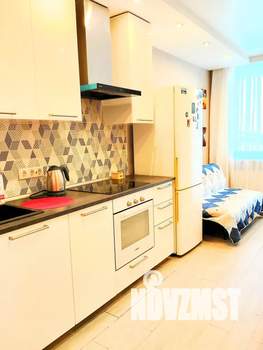1-к квартира, посуточно, 43м2, 13/25 этаж