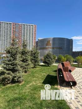 1-к квартира, посуточно, 40м2, 9/25 этаж