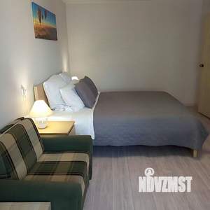 1-к квартира, посуточно, 35м2, 1/1 этаж