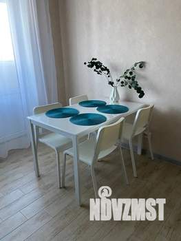 1-к квартира, посуточно, 45м2, 5/25 этаж