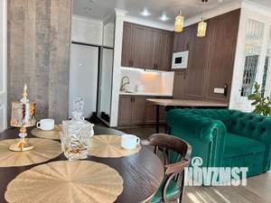 Студия квартира, посуточно, 35м2, 10/18 этаж