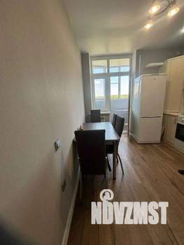 1-к квартира, посуточно, 37м2, 1/1 этаж