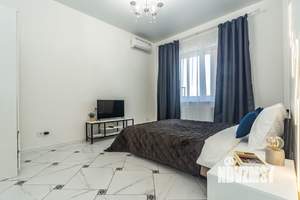 1-к квартира, посуточно, 38м2, 17/24 этаж