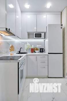 1-к квартира, посуточно, 35м2, 6/24 этаж