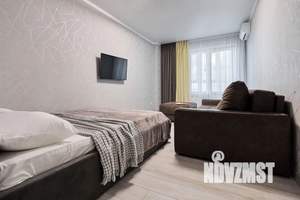 1-к квартира, посуточно, 40м2, 18/25 этаж