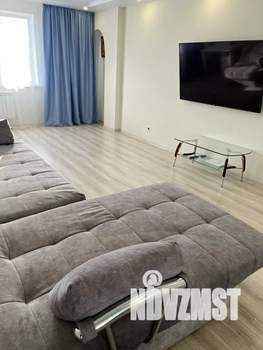 1-к квартира, посуточно, 60м2, 7/18 этаж