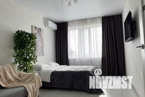 1-к квартира, посуточно, 42м2, 19/24 этаж