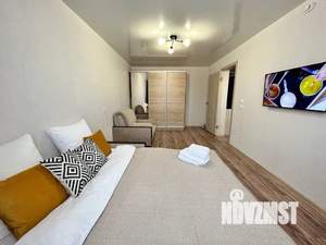 1-к квартира, посуточно, 39м2, 9/18 этаж