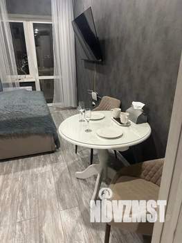 Студия квартира, посуточно, 28м2, 18/24 этаж