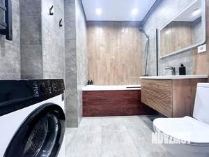 Студия квартира, посуточно, 33м2, 18/25 этаж