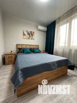 Студия квартира, посуточно, 28м2, 10/18 этаж