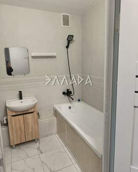 1-к квартира, на длительный срок, 42м2, 6/10 этаж