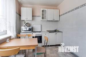 1-к квартира, посуточно, 40м2, 6/9 этаж