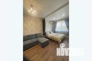 1-к квартира, посуточно, 37м2, 7/20 этаж