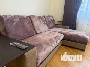 Студия квартира, посуточно, 35м2, 21/25 этаж