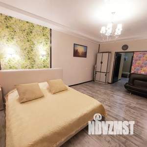 2-к квартира, посуточно, 60м2, 2/2 этаж
