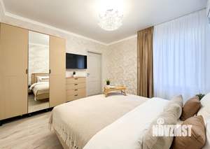 2-к квартира, посуточно, 56м2, 3/23 этаж