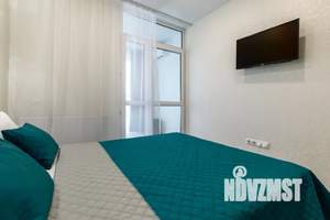Студия квартира, посуточно, 28м2, 17/25 этаж