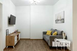 1-к квартира, посуточно, 40м2, 6/25 этаж