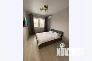 1-к квартира, посуточно, 35м2, 3/18 этаж