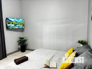 Студия квартира, посуточно, 43м2, 2/4 этаж