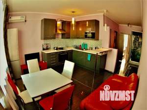 2-к квартира, посуточно, 54м2, 4/17 этаж