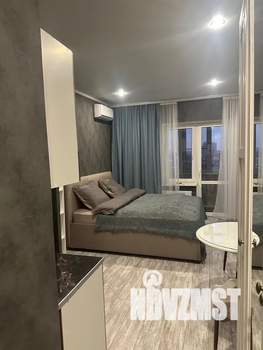 Студия квартира, посуточно, 28м2, 18/24 этаж