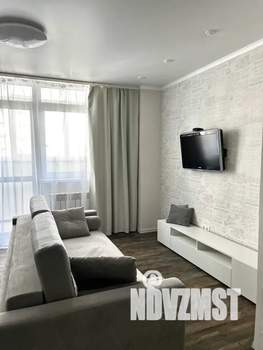 1-к квартира, посуточно, 37м2, 6/17 этаж