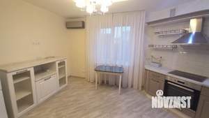 3-к квартира, на длительный срок, 120м2, 4/10 этаж