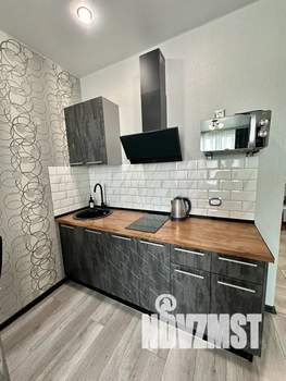 Студия квартира, посуточно, 35м2, 9/22 этаж