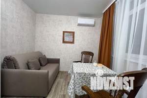 2-к квартира, посуточно, 40м2, 12/18 этаж