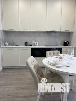 2-к квартира, посуточно, 42м2, 21/24 этаж