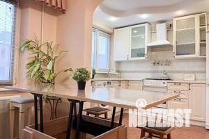 2-к квартира, посуточно, 65м2, 2/9 этаж