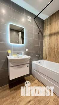 1-к квартира, посуточно, 38м2, 3/25 этаж