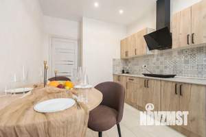 1-к квартира, посуточно, 39м2, 1/25 этаж