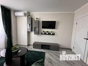 1-к квартира, посуточно, 40м2, 18/19 этаж