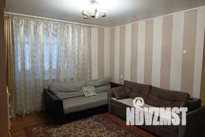 1-к квартира, посуточно, 35м2, 4/9 этаж