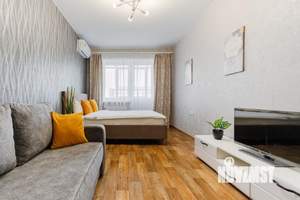 1-к квартира, посуточно, 42м2, 1/1 этаж