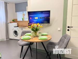 Студия квартира, посуточно, 25м2, 1/4 этаж
