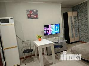 Студия квартира, посуточно, 28м2, 1/3 этаж