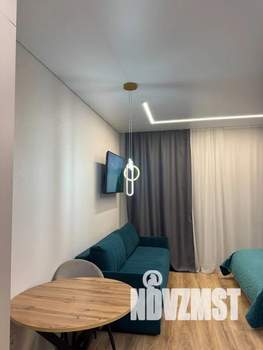 1-к квартира, посуточно, 35м2, 9/25 этаж