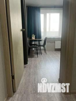 Студия квартира, посуточно, 28м2, 10/18 этаж