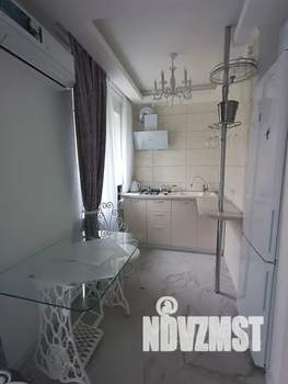 Студия квартира, посуточно, 30м2, 4/5 этаж