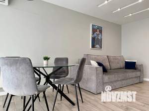 Студия квартира, посуточно, 45м2, 18/32 этаж